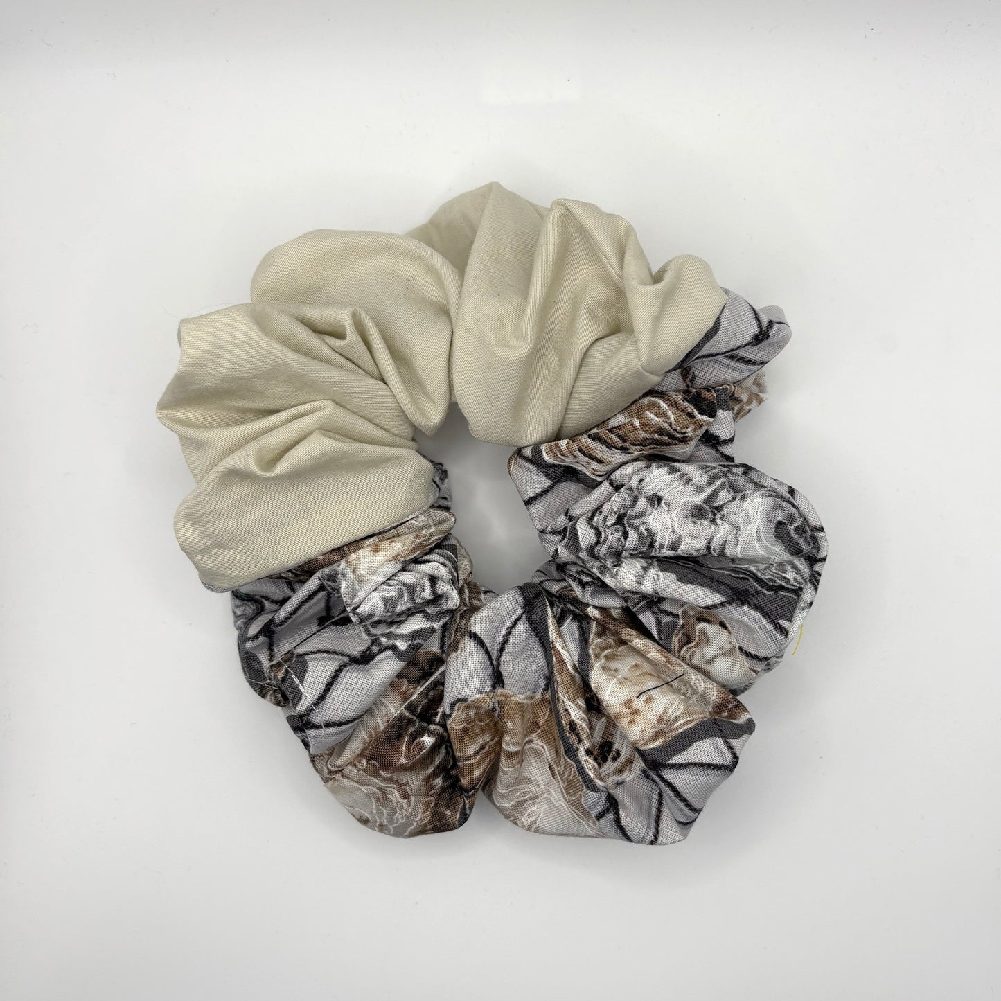 jumbo scrunchie oysters and cream