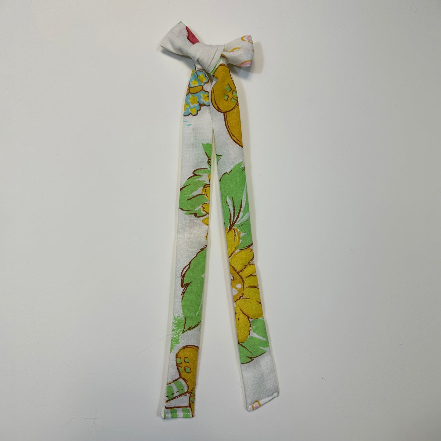 hair bow - white strawberry shortcake