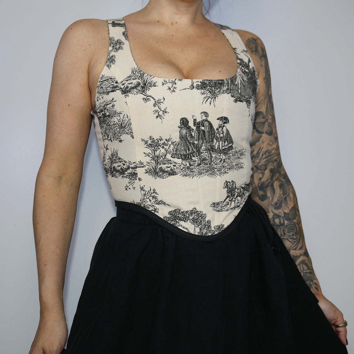 toile and fro (sm/med)