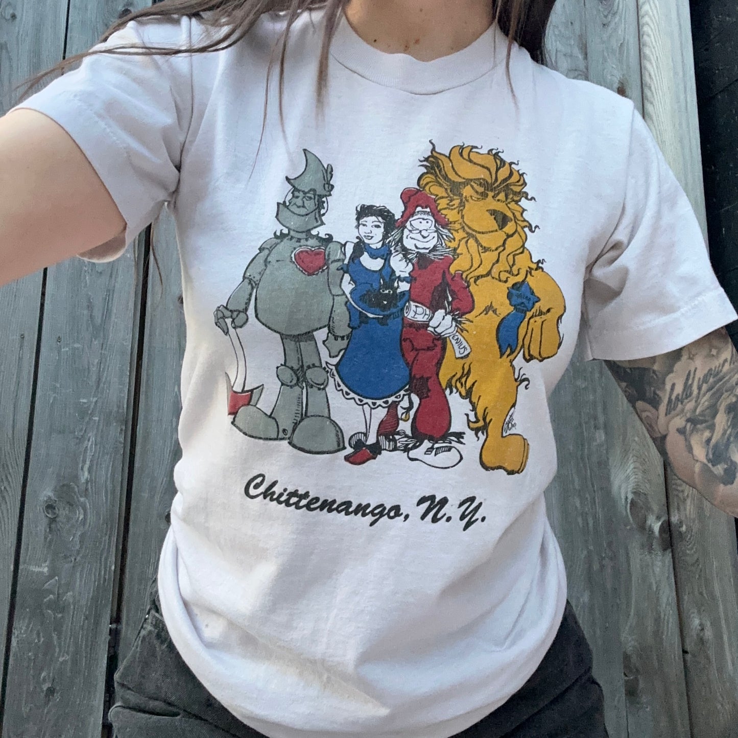 90s single stitch wizard of oz tee (sm)