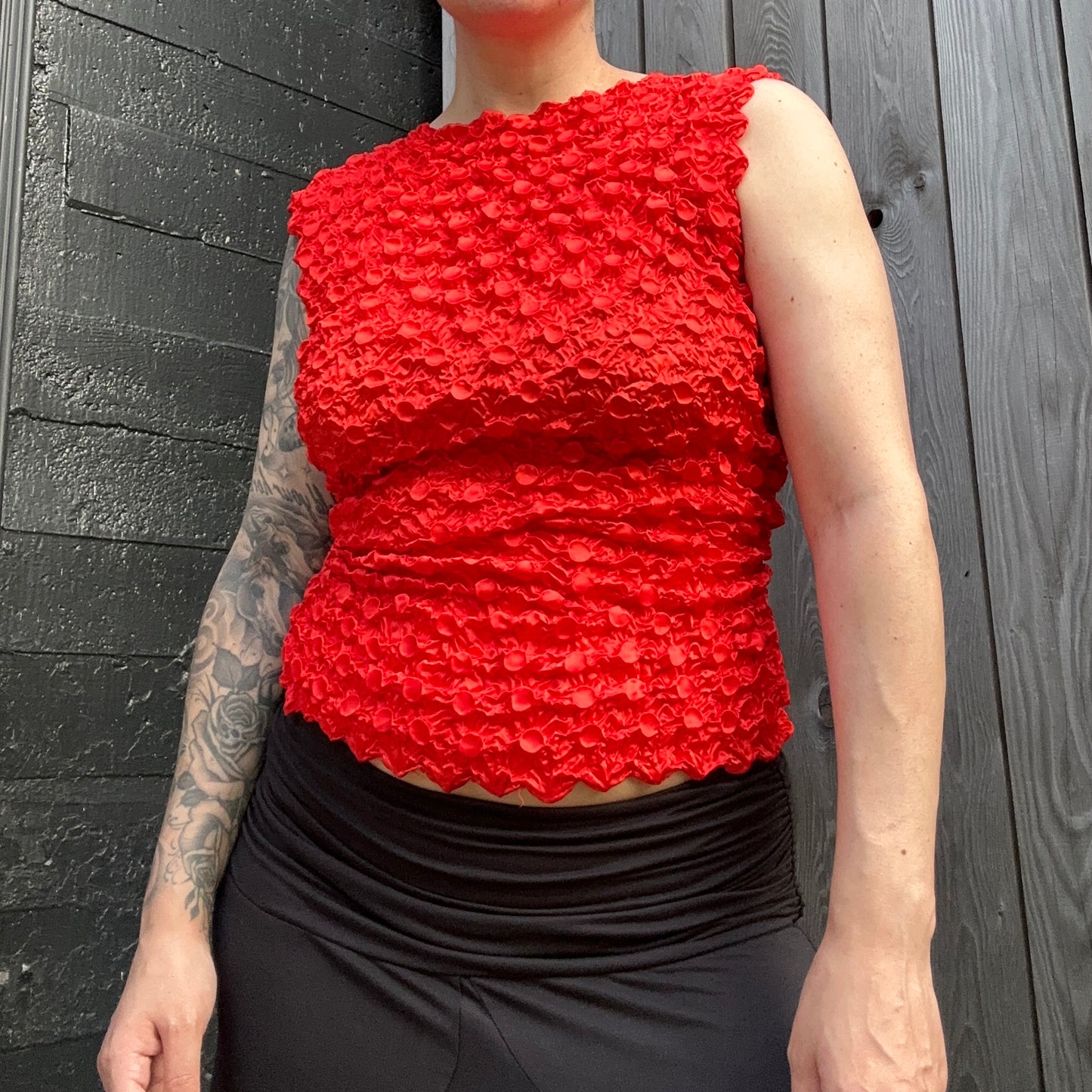 vintage cherry red popcorn tank (lg/xl)