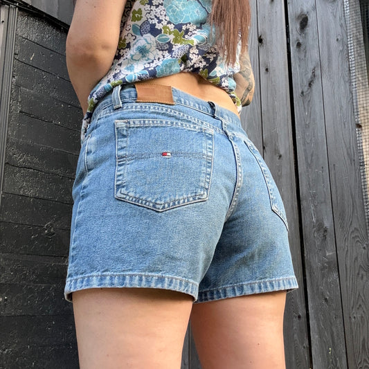 2000s tommy hilfiger denim shorts (6)