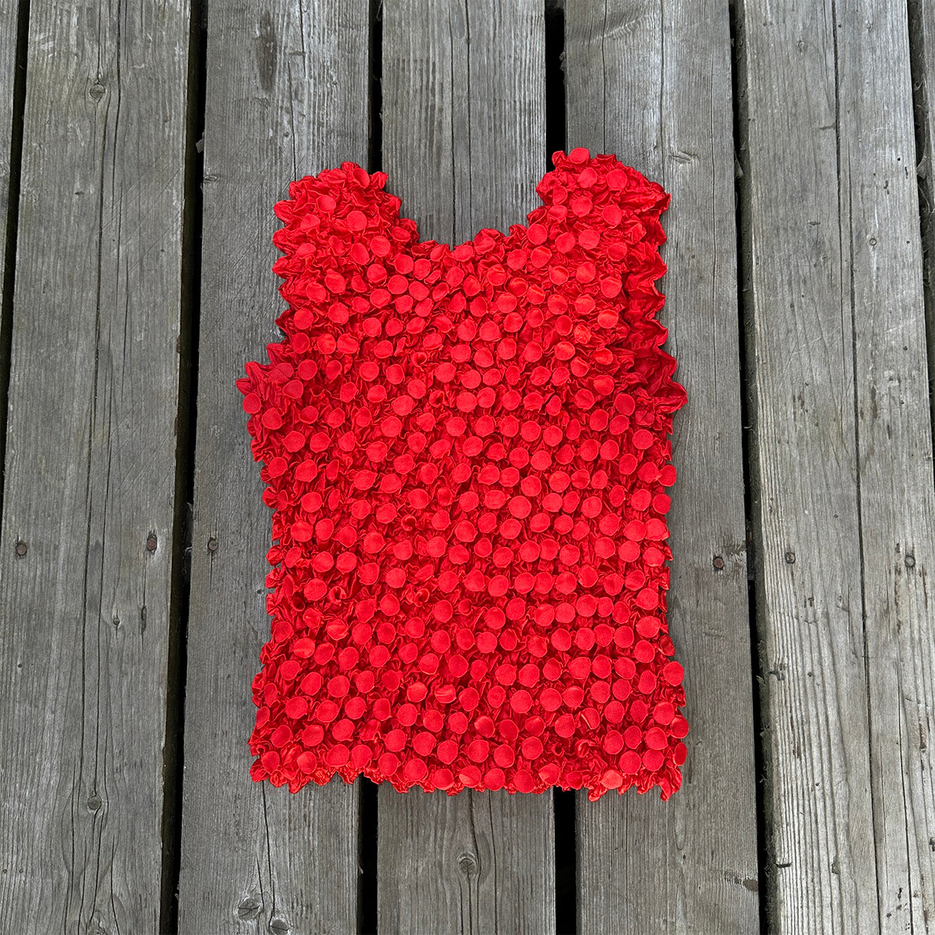 vintage cherry red popcorn tank (lg/xl)