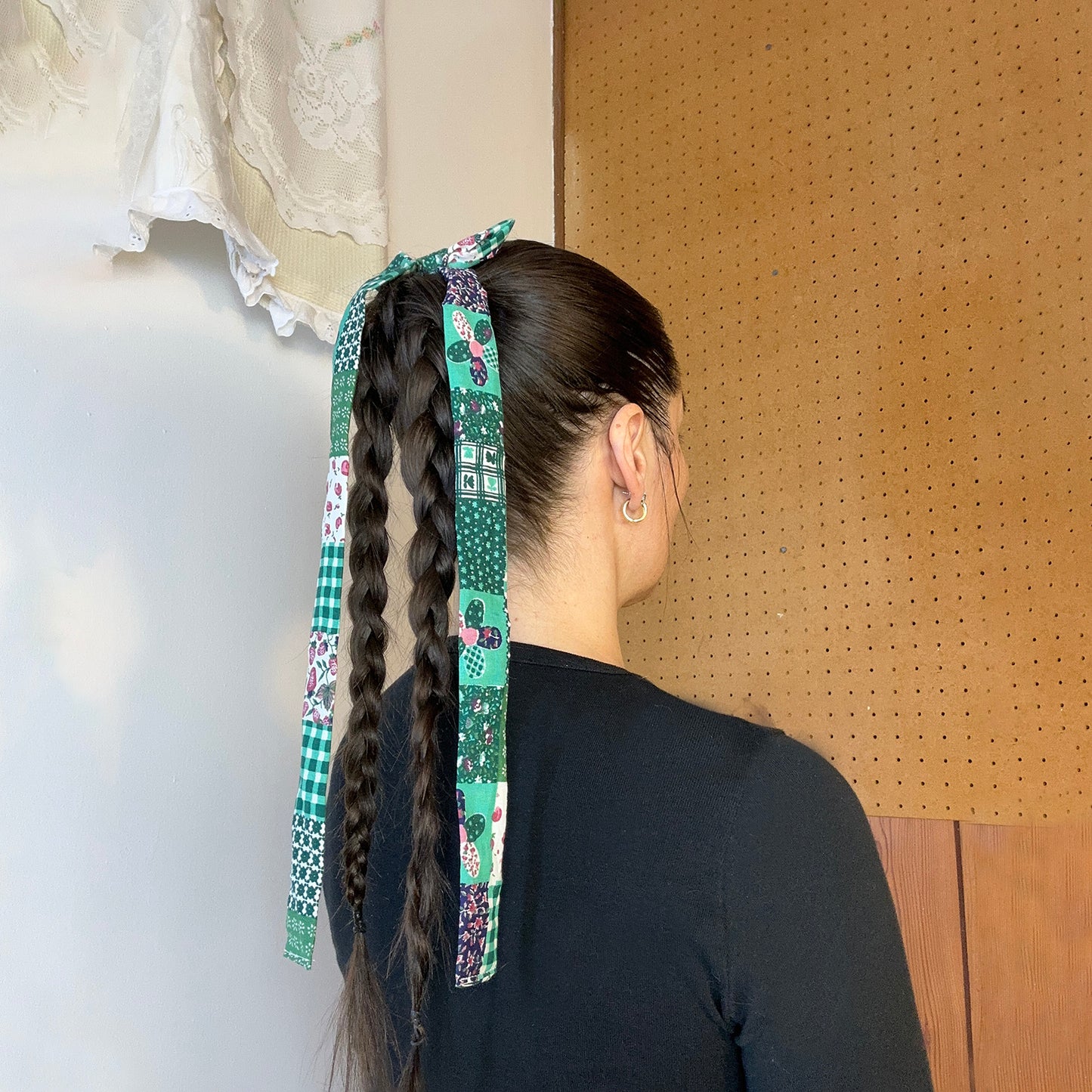 hair bow - turquoise quilted