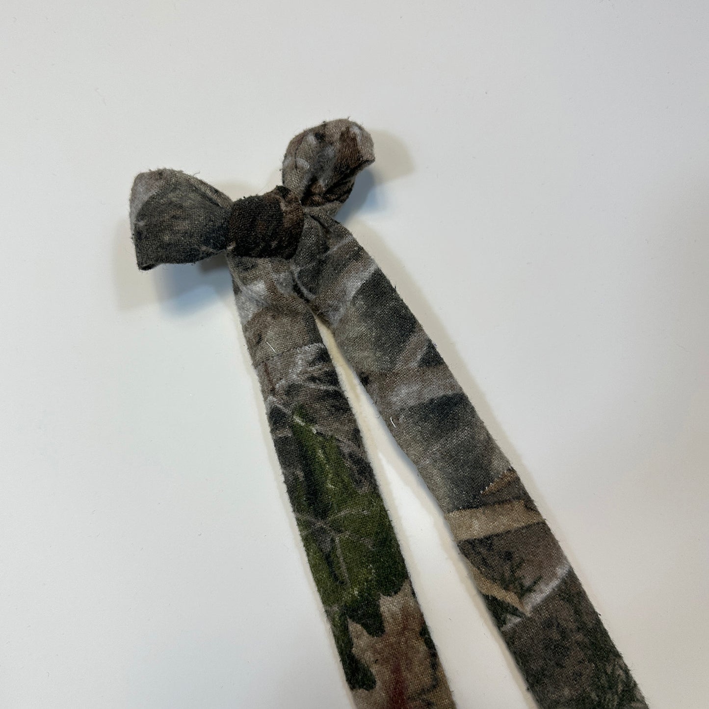 hair bow - realtree camo print