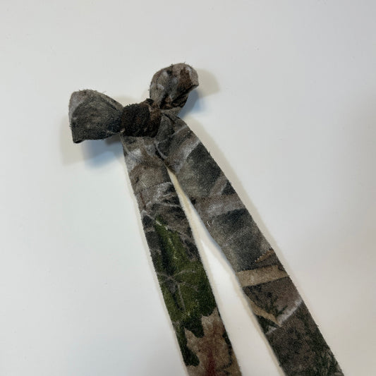 hair bow - realtree camo print