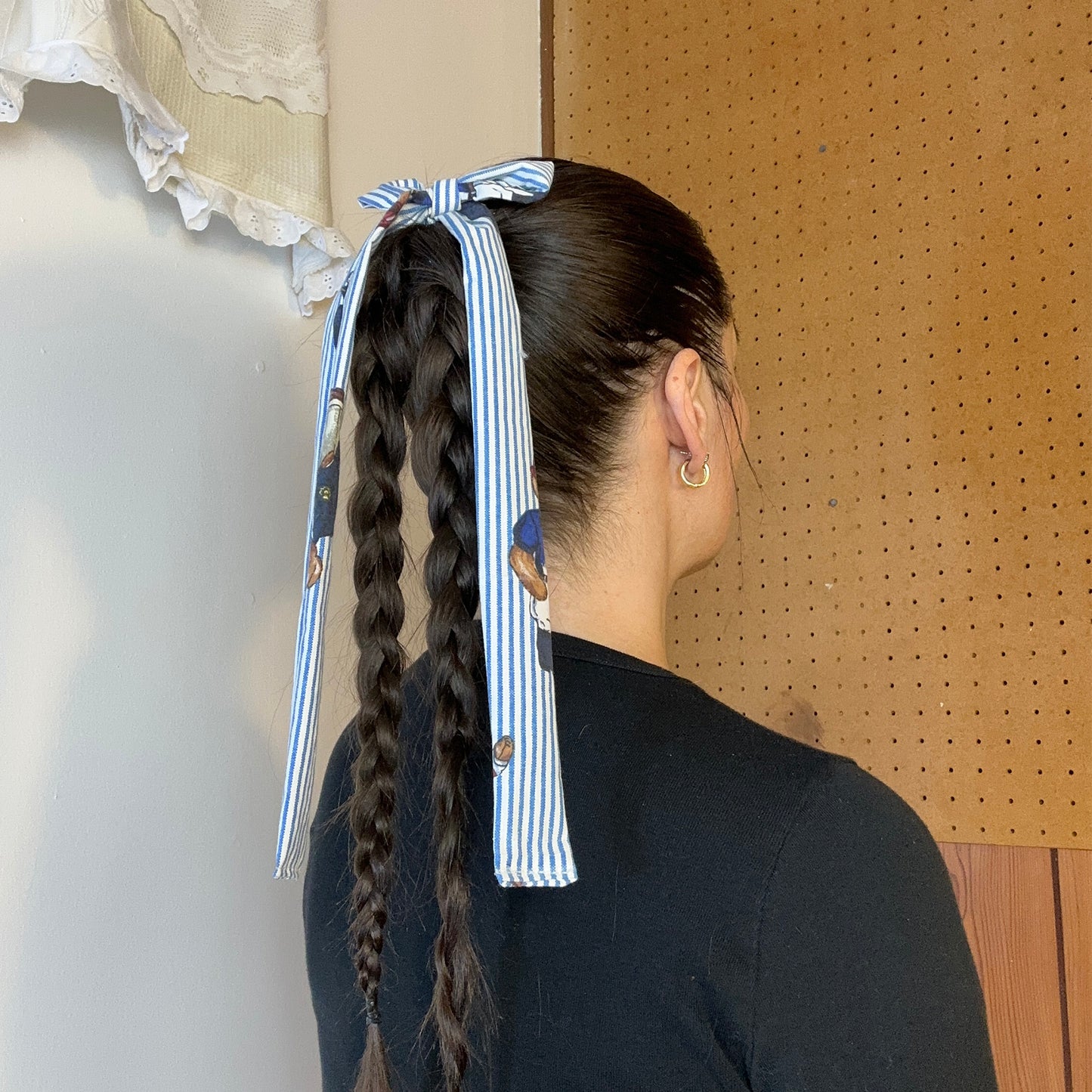 hair bow - blue stripe polo bear