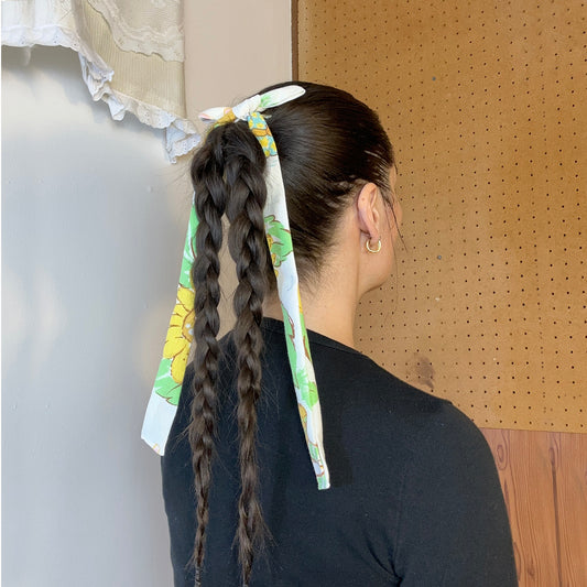 hair bow - white strawberry shortcake