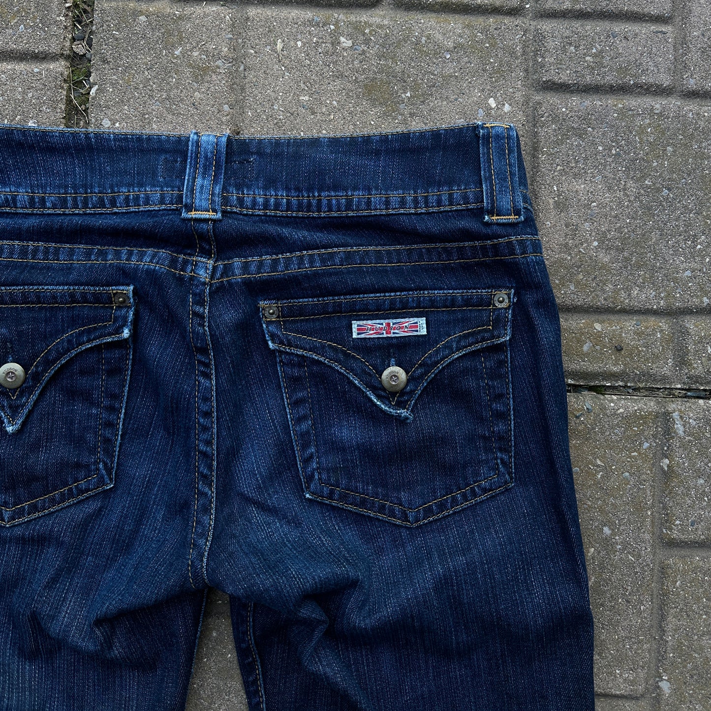 hudson bay (28w)